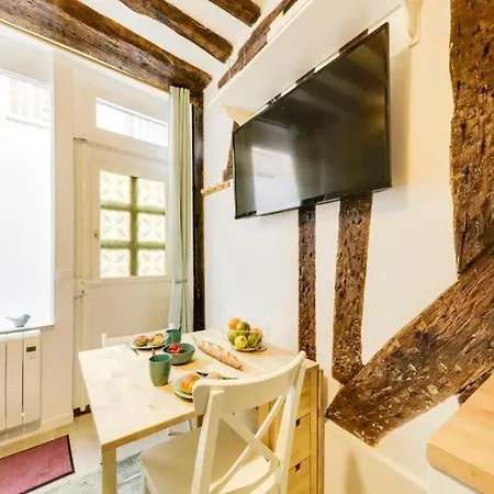 Juliette - Tiny 1br Pantheon Luxembourg Hideaway * París
