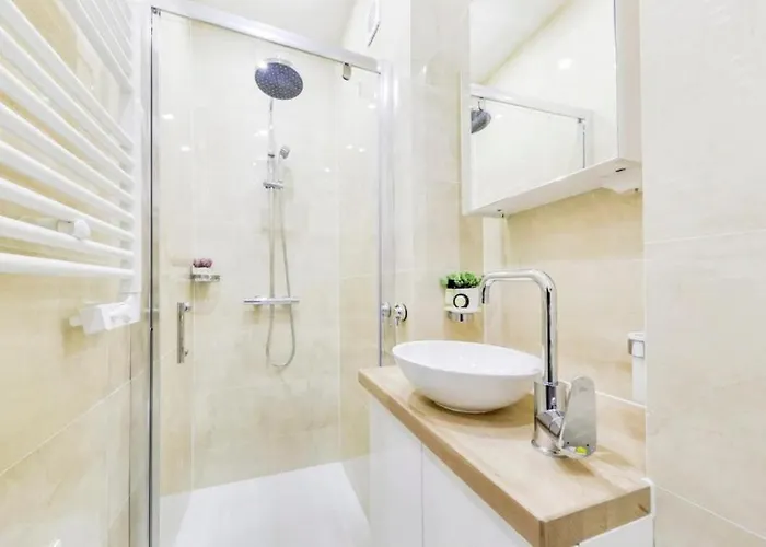 Apartamento Juliette - Tiny 1br Pantheon Luxembourg Hideaway *